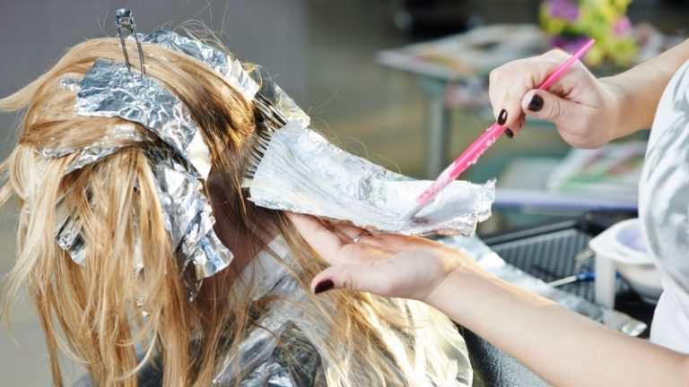 How to Bleach Your Hair